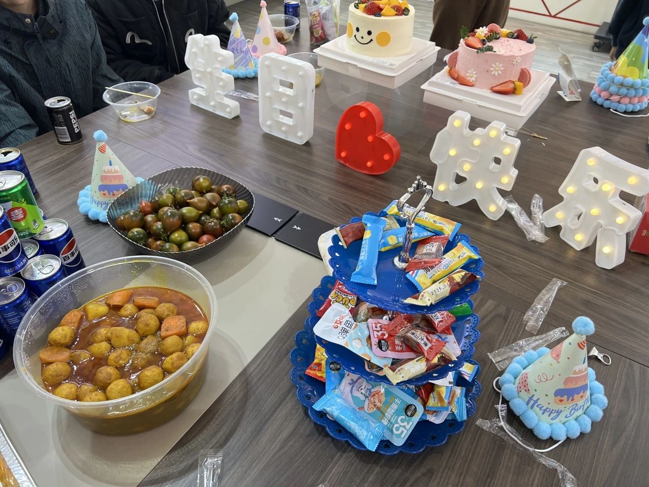 Time has you, warm peers -- QianGang Laser 2025 first quarter employee birthday party